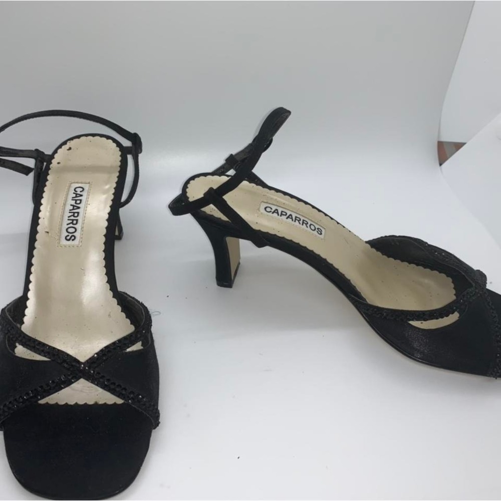 Caparros black heels y2k early 2000s size 8